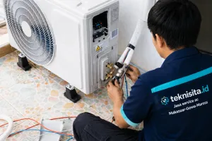 Jasa Las Sambungan Pipa Freon /titik AC oleh teknisi teknisita.id Makassar – 0,5 – 2 PK